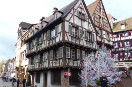 Noël s’installe à Colmar en Alsace